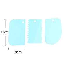 Load image into Gallery viewer, Stainless Steel Cake Cutter Cake Smooth Cream Spatula